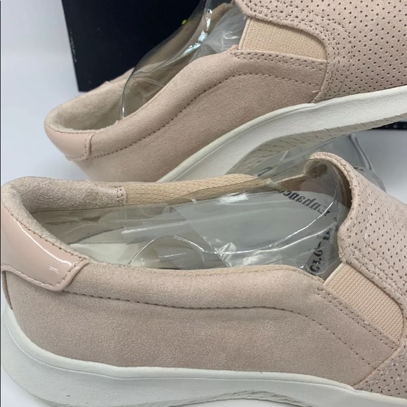 Dr. Scholl's Womens Fresh Two Blush Microfiber New - Picture 2 of 6